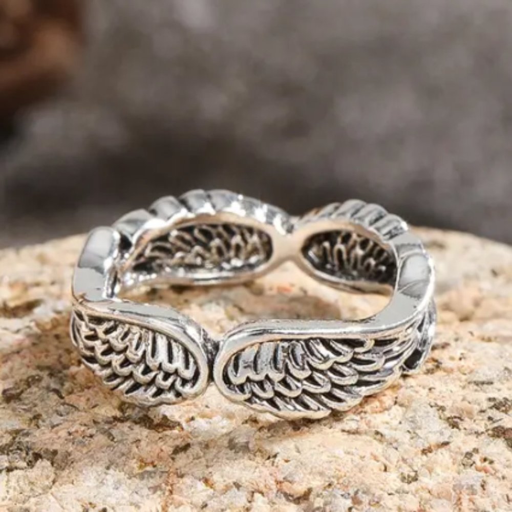 Angel Feather Wing Ring Size 7.5